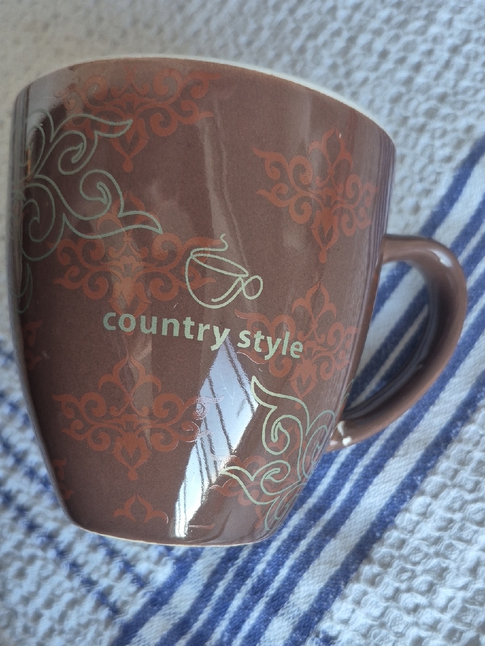 Pair Of Country Style Brown, Rust & Gold Mugs (12 Ounces To Top See Pic)